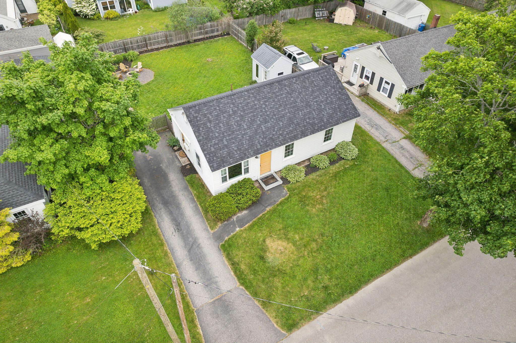 59 Victor Road Portland, ME 04103 - Photo 4 of 38 59 Victor Rd
