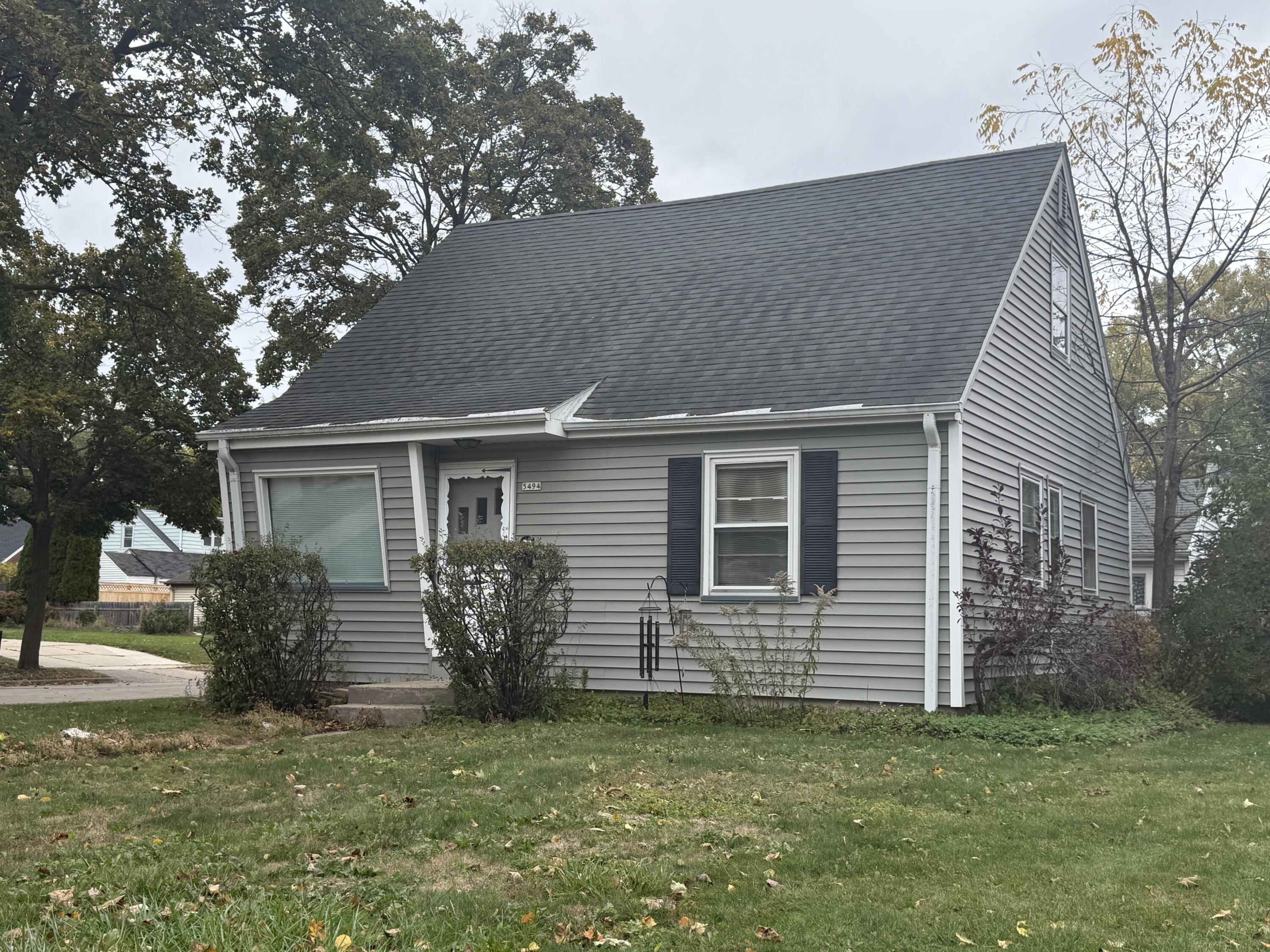 5494 North 12th Street Milwaukee, WI 53209 - Photo 1 of 1 IMG_2959