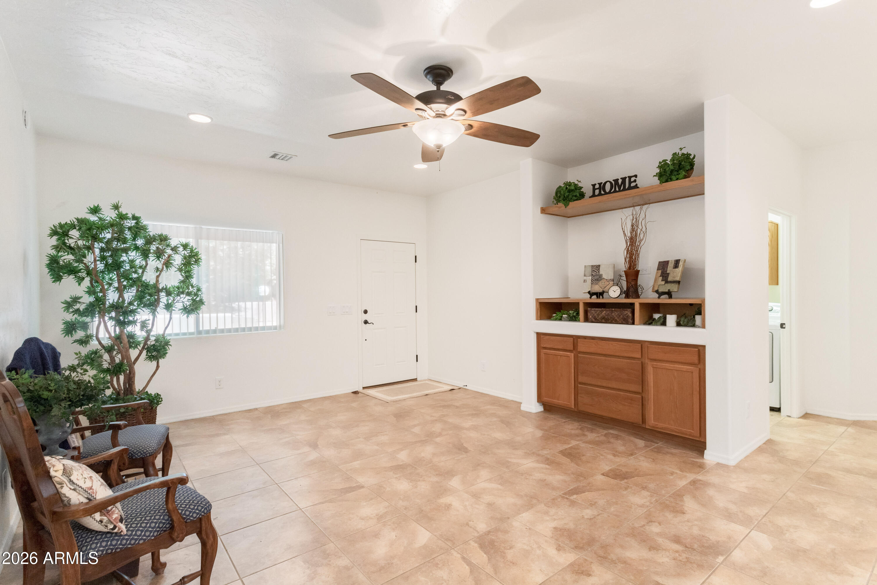 516 South Sky Ranch Road Sierra Vista, AZ 85635 - Photo 8 of 35 Family Room