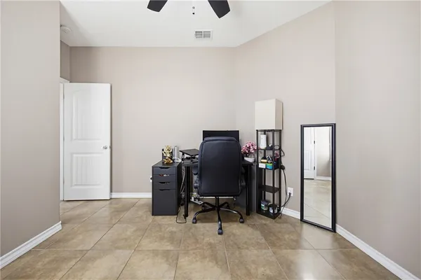 $2,400 | 2506 Date Palm Drive, Corpus Christi, TX 78418