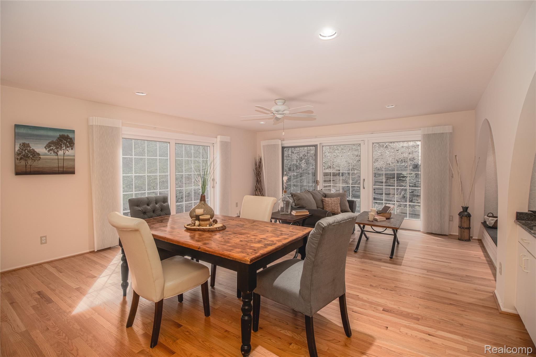 2955 Devonshire Road Ann Arbor, MI 48104 - Photo 11 of 40 IMG_8184-Edit.jpg