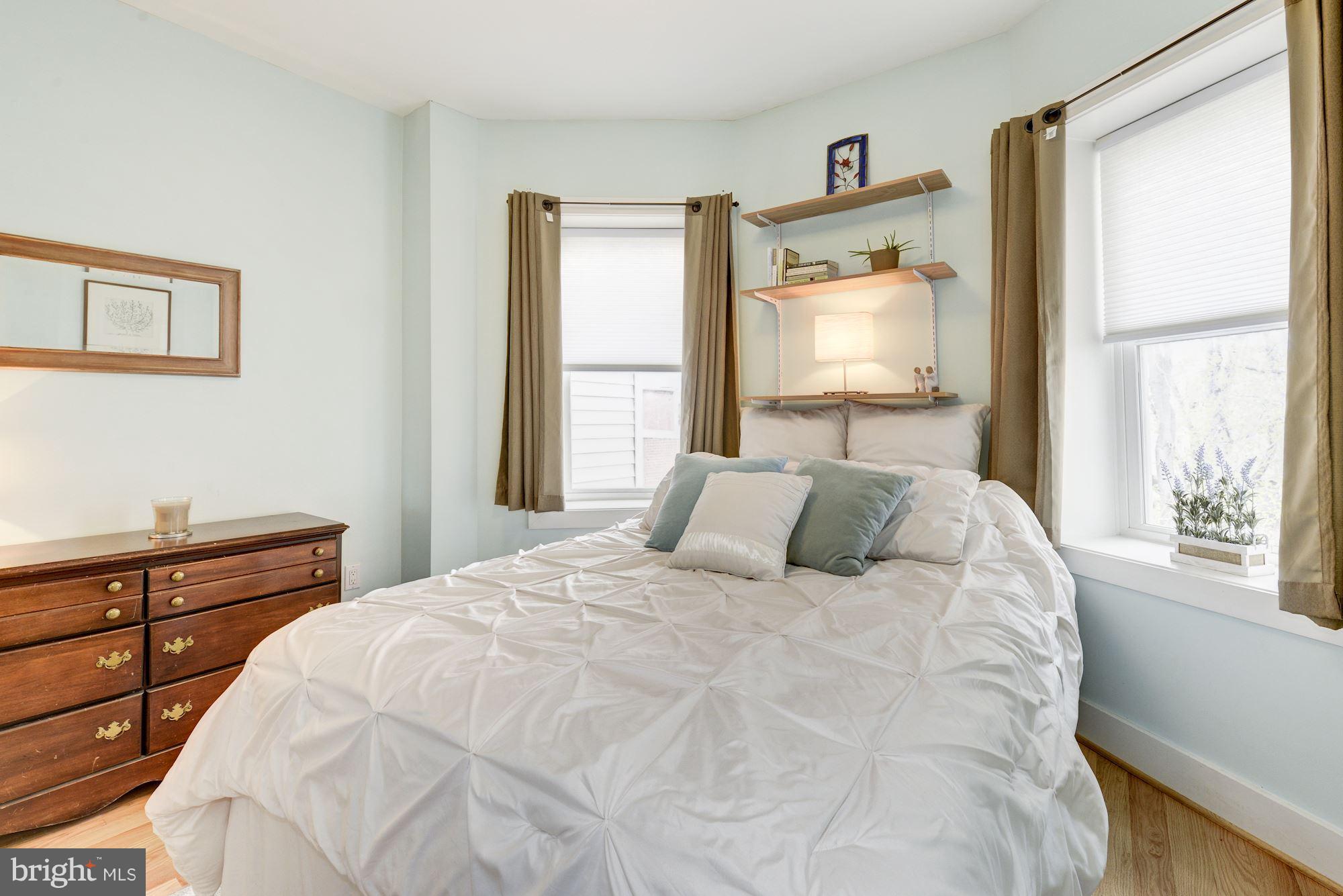 1309 Park Road Northwest, Unit 301 Washington, DC 20010 - Photo 13 of 23 Welcoming guest bedroom could be office