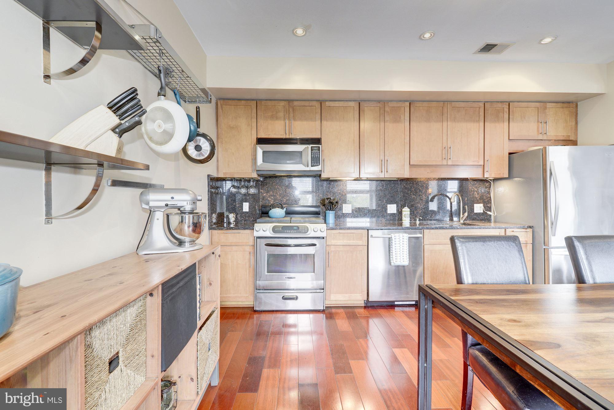 1309 Park Road Northwest, Unit 301 Washington, DC 20010 - Photo 5 of 23 Kitchen/Dining area