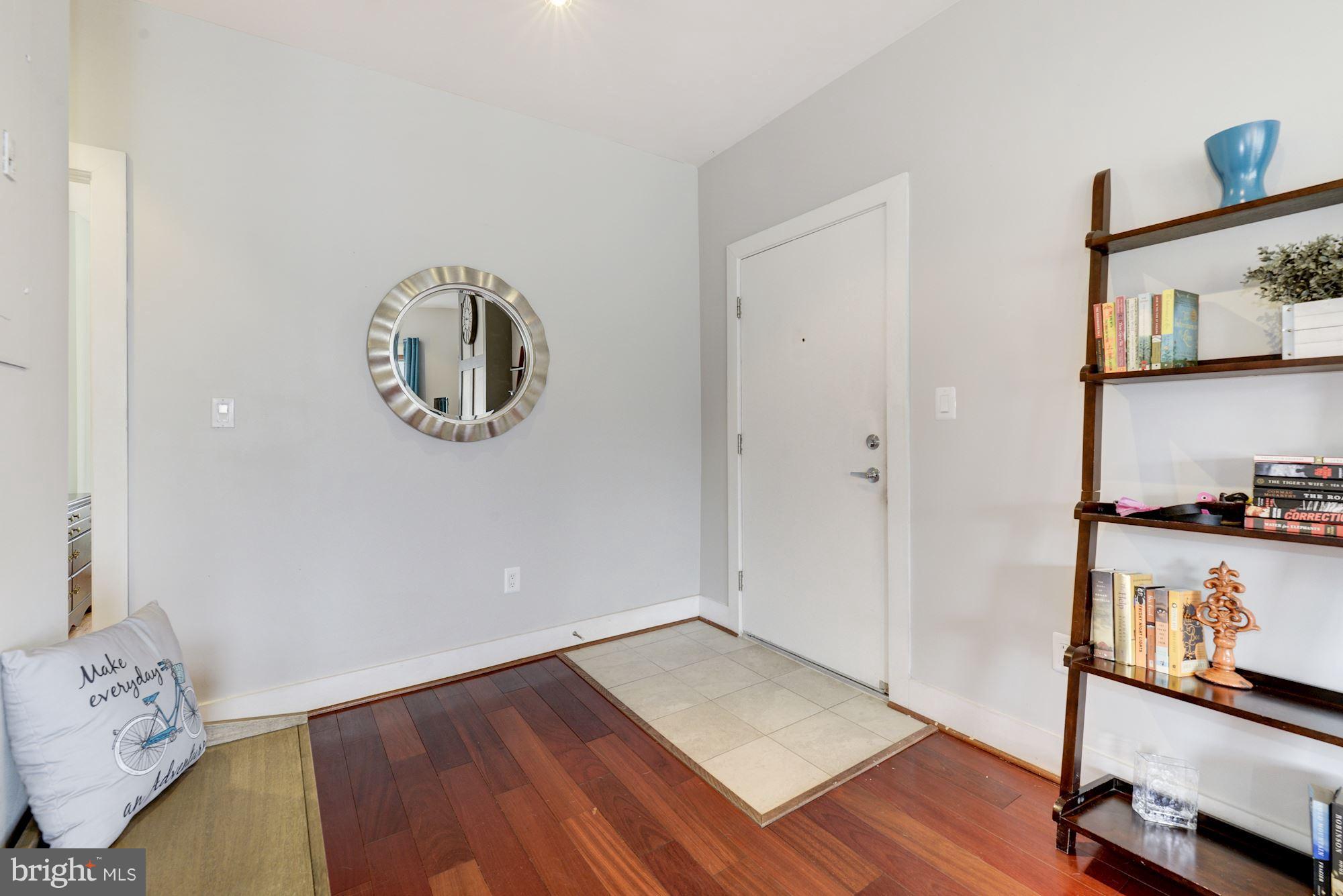 1309 Park Road Northwest, Unit 301 Washington, DC 20010 - Photo 6 of 23 Tiled entry keeps things neat!
