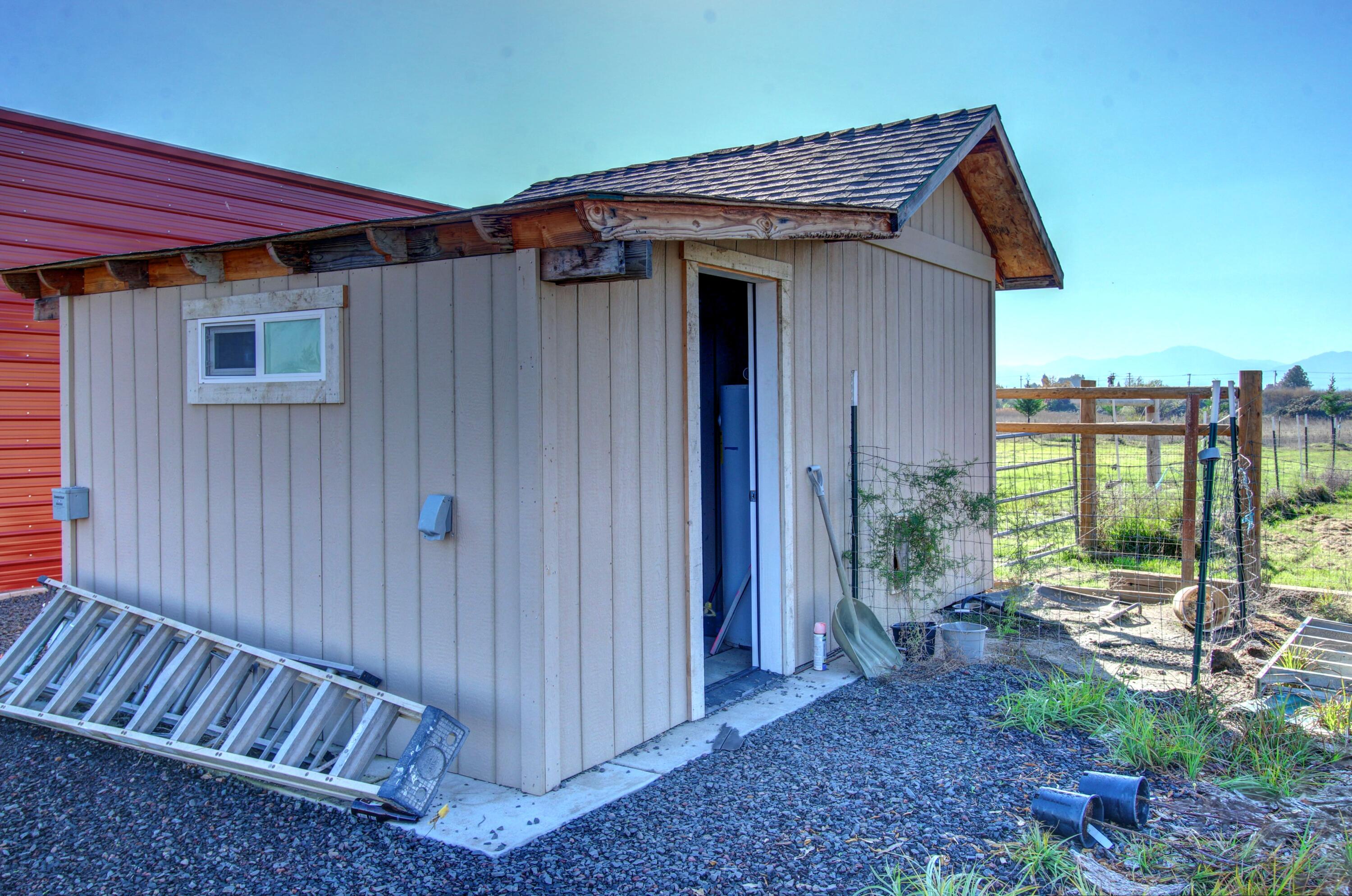1330 East Justice Road Medford, OR 97502 - Photo 35 of 38 30