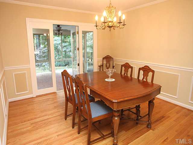 4508 Sterling Place Raleigh, NC 27612 - Photo 4 of 25