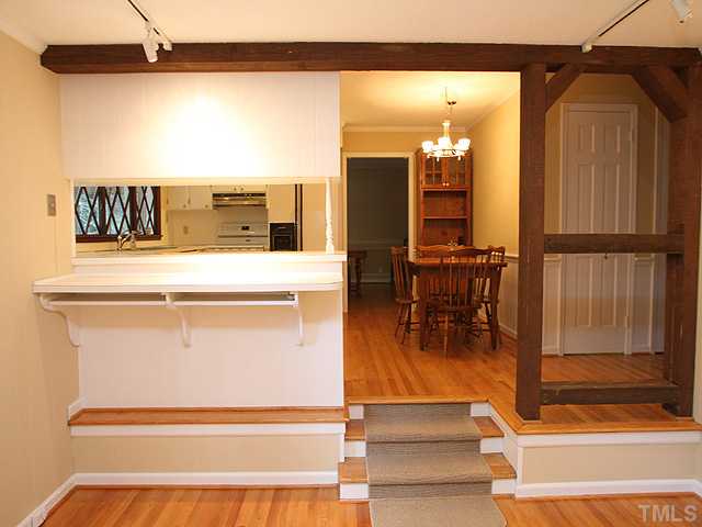 4508 Sterling Place Raleigh, NC 27612 - Photo 7 of 25