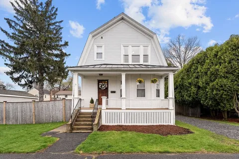 $600,000 | 11 Draper Road, Framingham, MA 01702