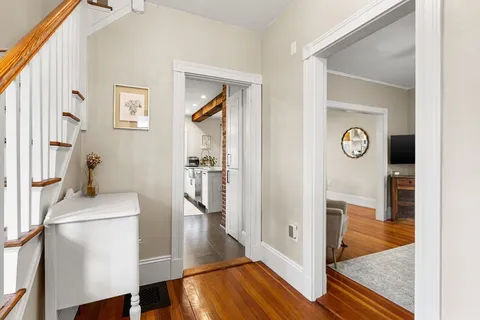 $600,000 | 11 Draper Road, Framingham, MA 01702