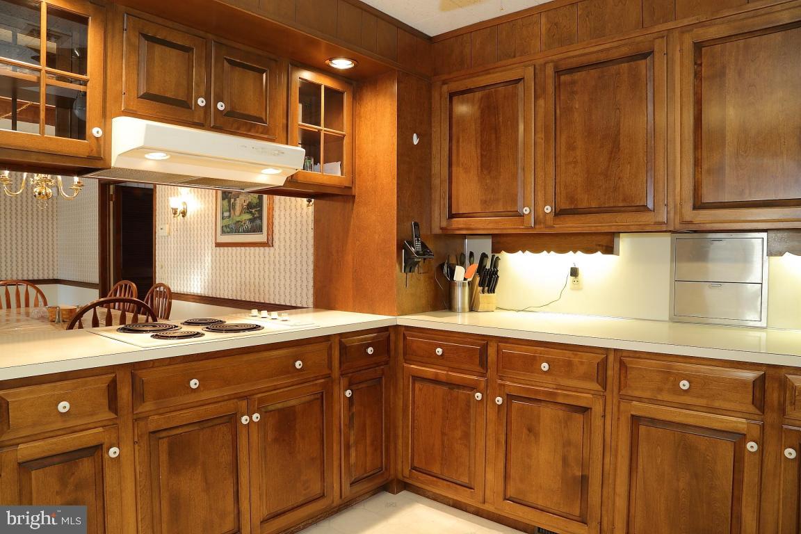 2737 Brookfield Road Lancaster, PA 17601 - Photo 11 of 20
