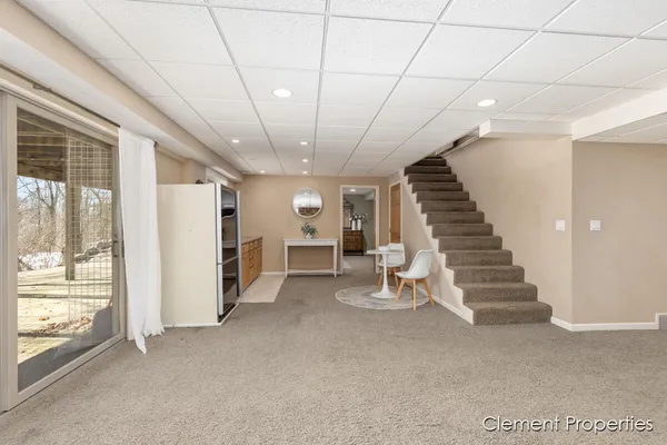 $415,000 | 13544 Kenowa Avenue, Kent City, MI 49330