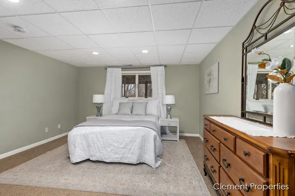 $415,000 | 13544 Kenowa Avenue, Kent City, MI 49330