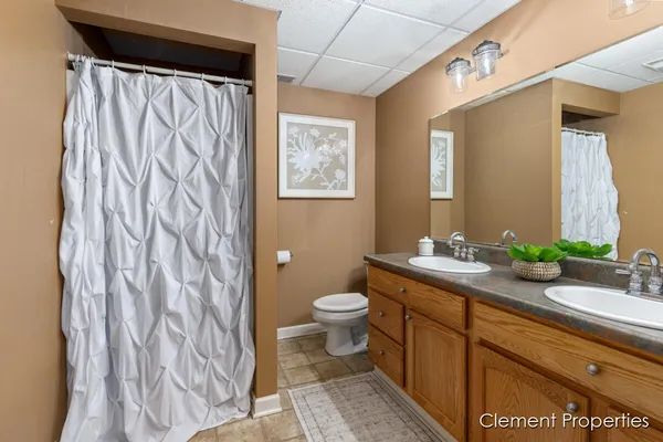 $415,000 | 13544 Kenowa Avenue, Kent City, MI 49330
