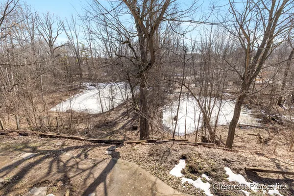 $415,000 | 13544 Kenowa Avenue, Kent City, MI 49330