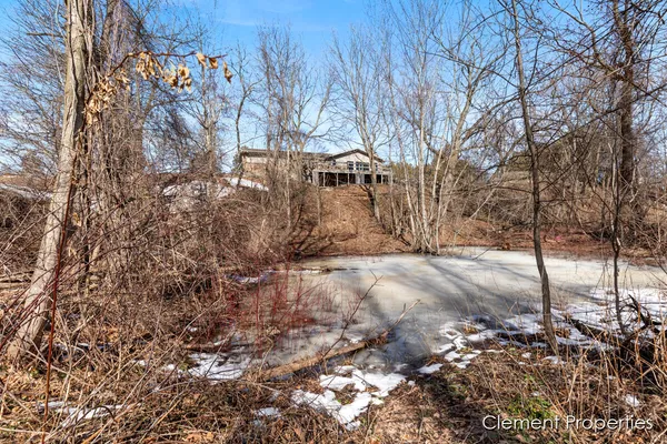 $415,000 | 13544 Kenowa Avenue, Kent City, MI 49330