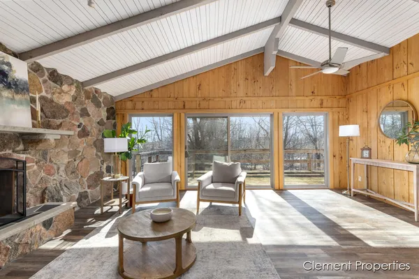 $415,000 | 13544 Kenowa Avenue, Kent City, MI 49330