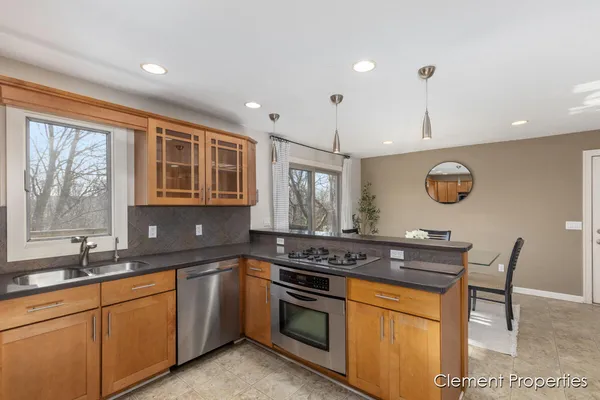 $415,000 | 13544 Kenowa Avenue, Kent City, MI 49330