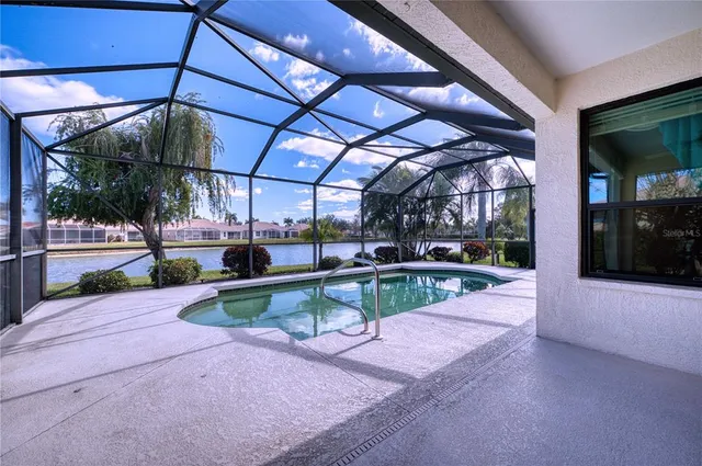 $524,000 | 8025 Stirling Falls Circle, Sarasota, FL 34243
