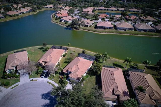 $524,000 | 8025 Stirling Falls Circle, Sarasota, FL 34243