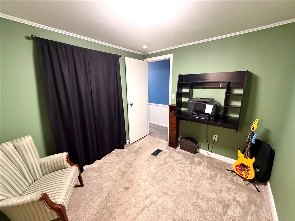 464 Gardiner Road Richmond, RI 02892 - Photo 25 of 37
