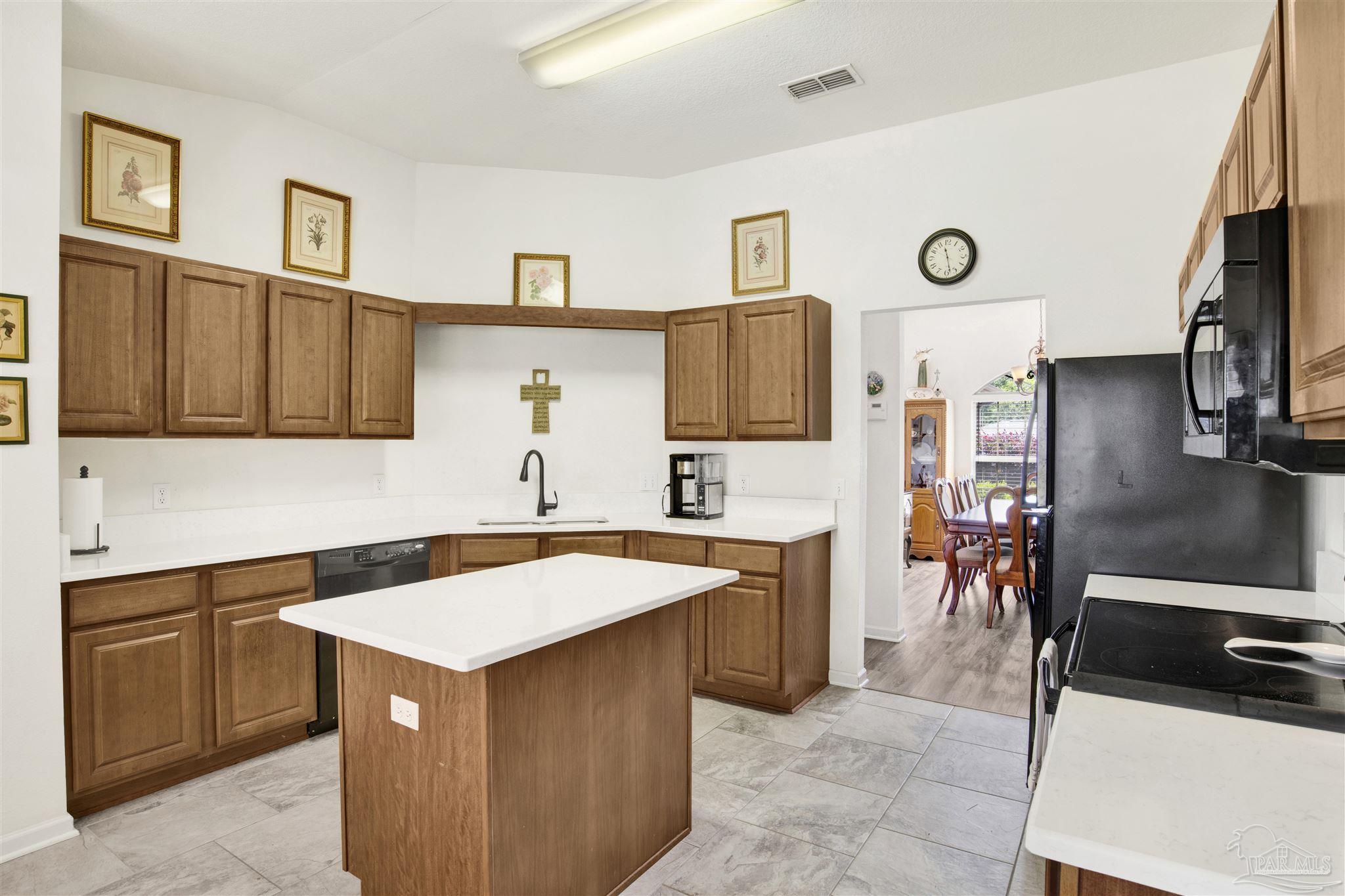 2142 Liberty Loop Road Cantonment, FL 32533 - Photo 15 of 35