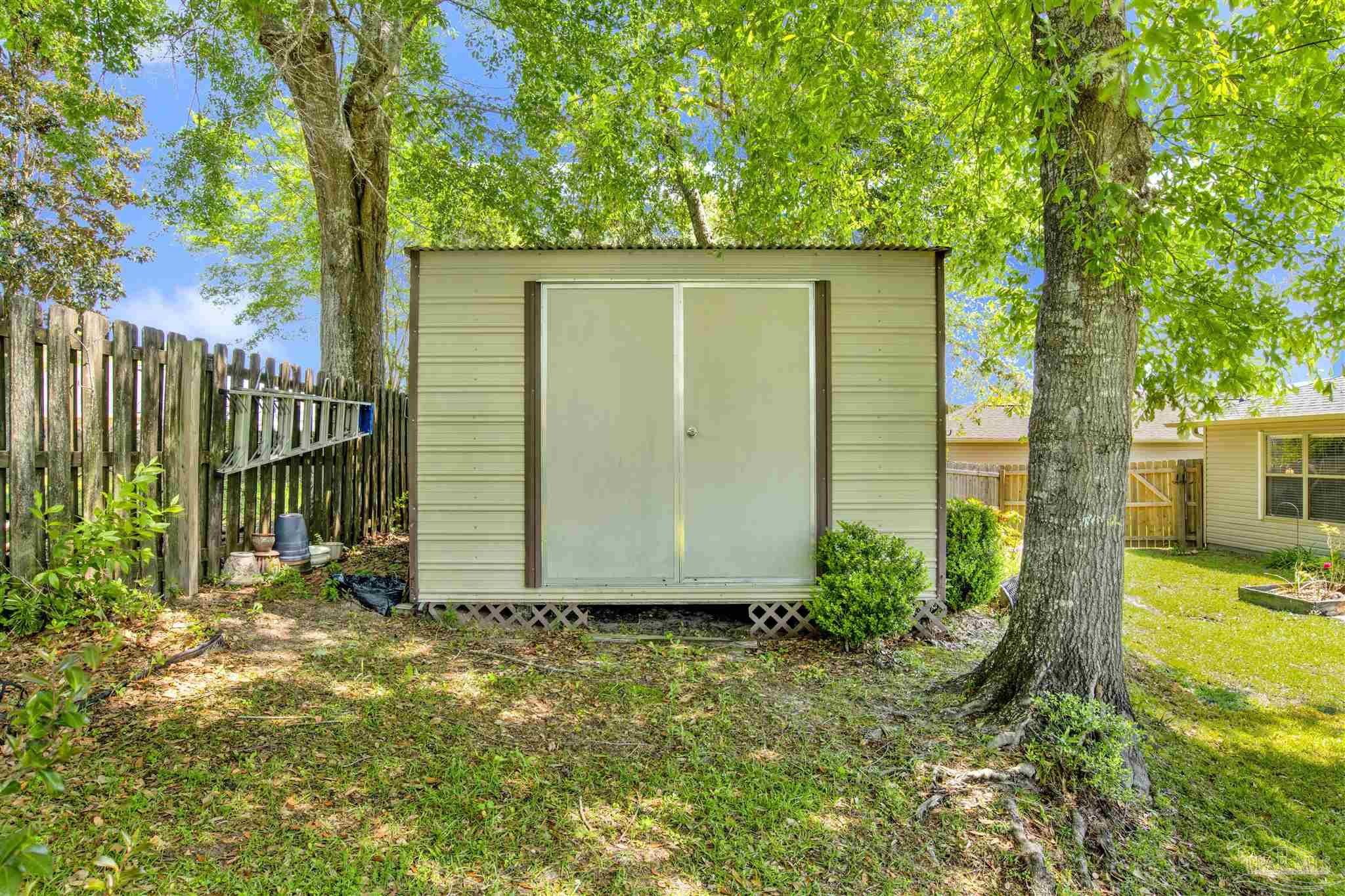 2142 Liberty Loop Road Cantonment, FL 32533 - Photo 30 of 35