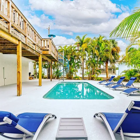 $674,000 | 4916 Palmetto Point Drive, Palmetto, FL 34221