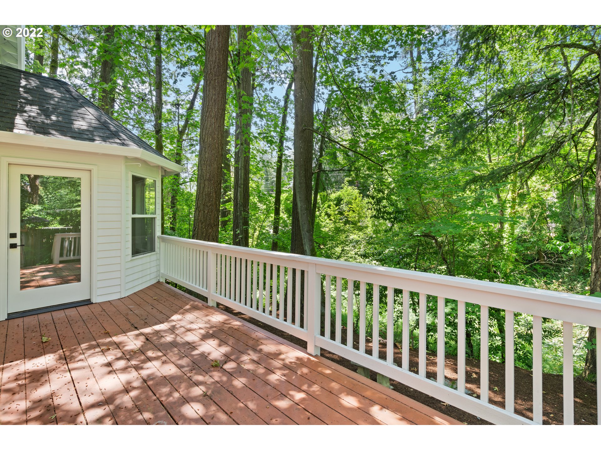 14141 Goodall Road Lake Oswego, OR 97034 - Photo 29 of 32 Gallery Image 29