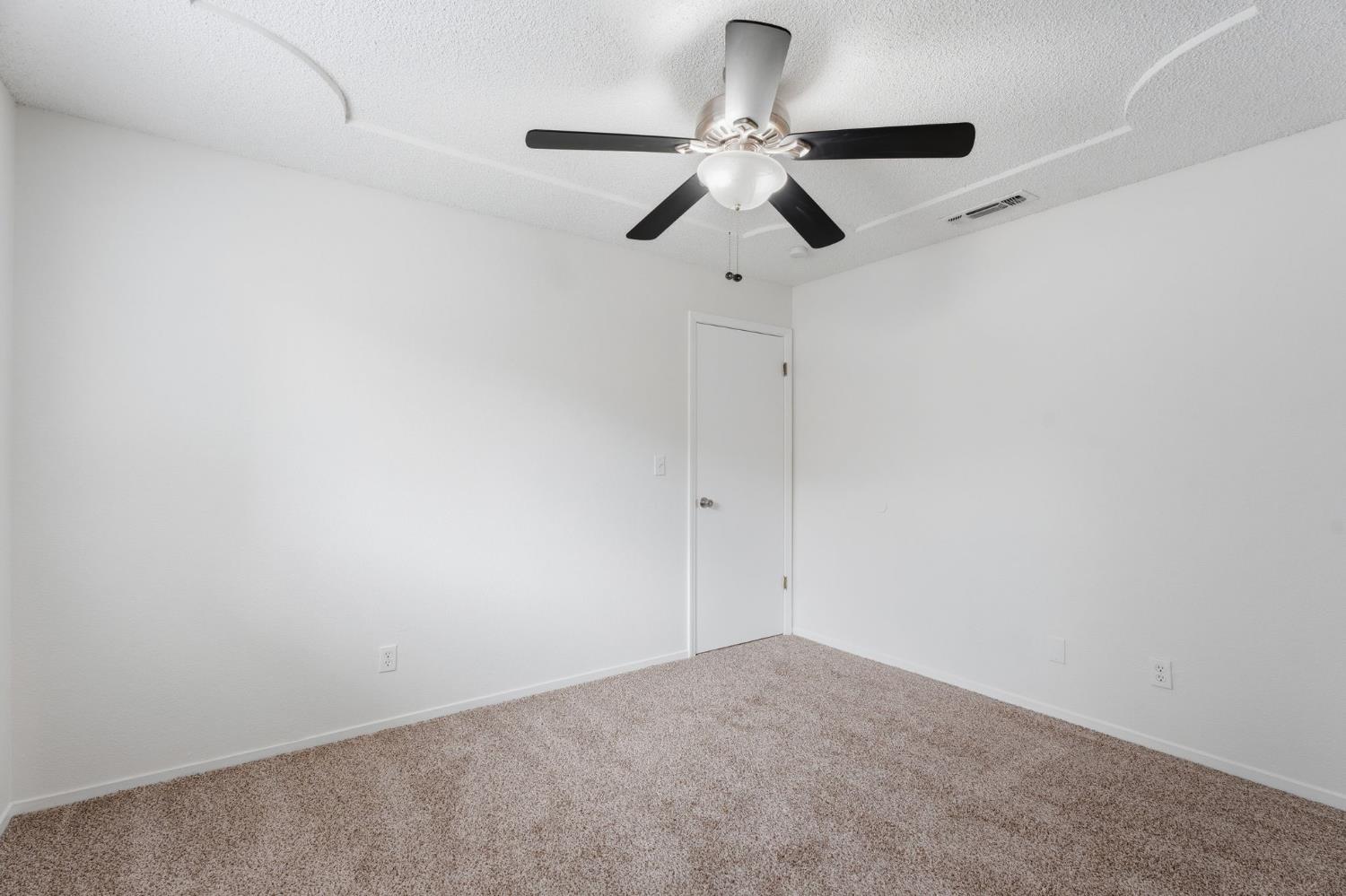 18839 Shell Drive Madera, CA 93638 - Photo 36 of 45