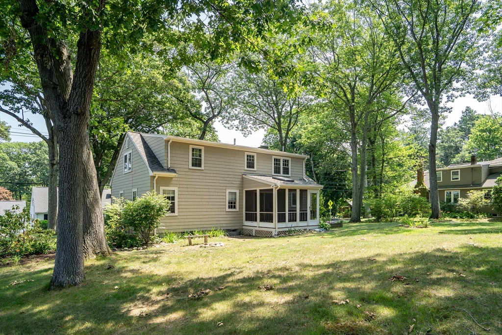 148 Cedar Street Lexington, MA 02421 - Photo 4 of 38