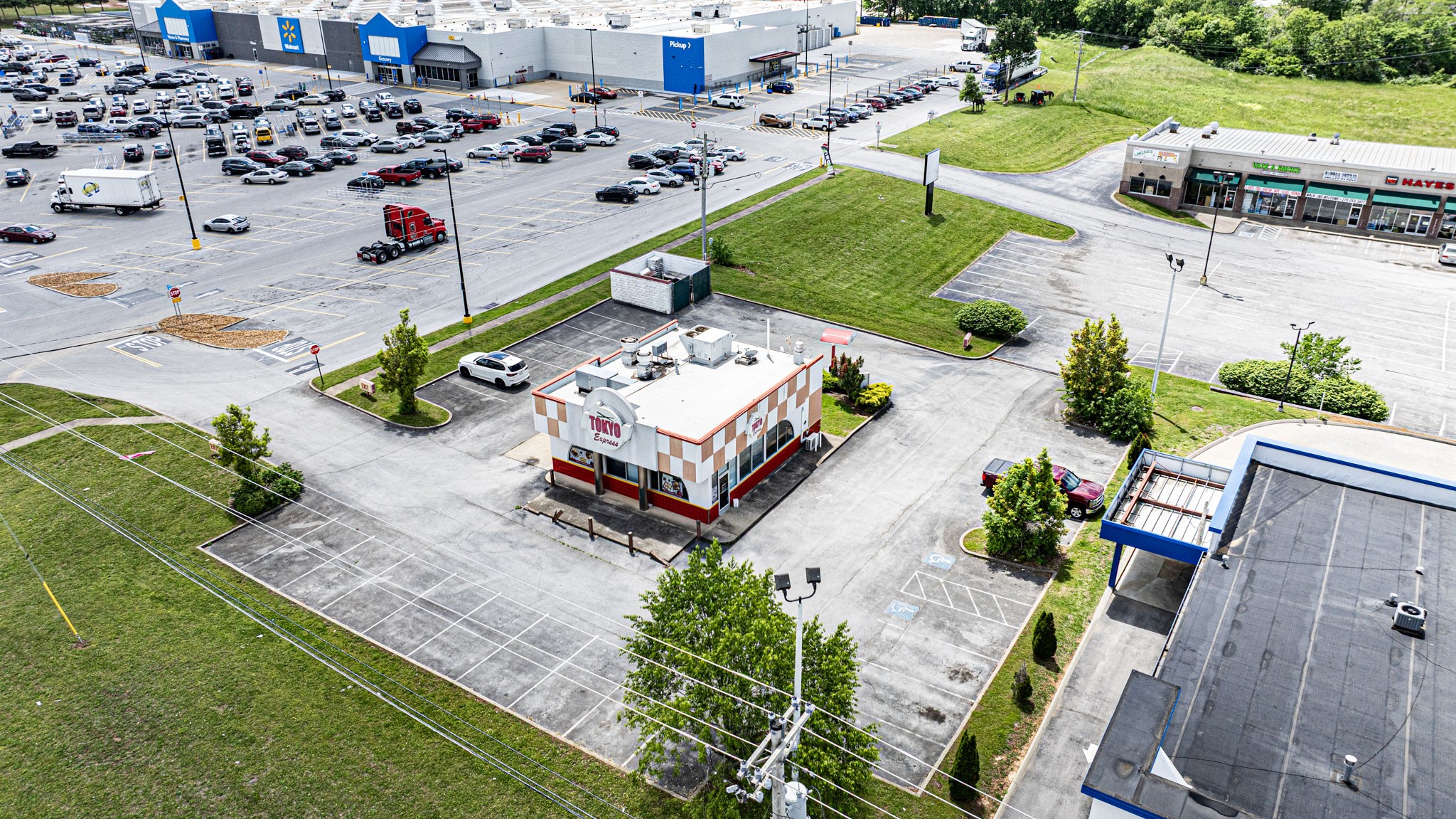 1442 Nashville Road Franklin, KY 42134 - Photo 9 of 20 an aerial view of a