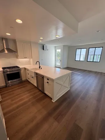 $1,400,000 | 1105 Catania Court, Unit 201, Encinitas, CA 92024