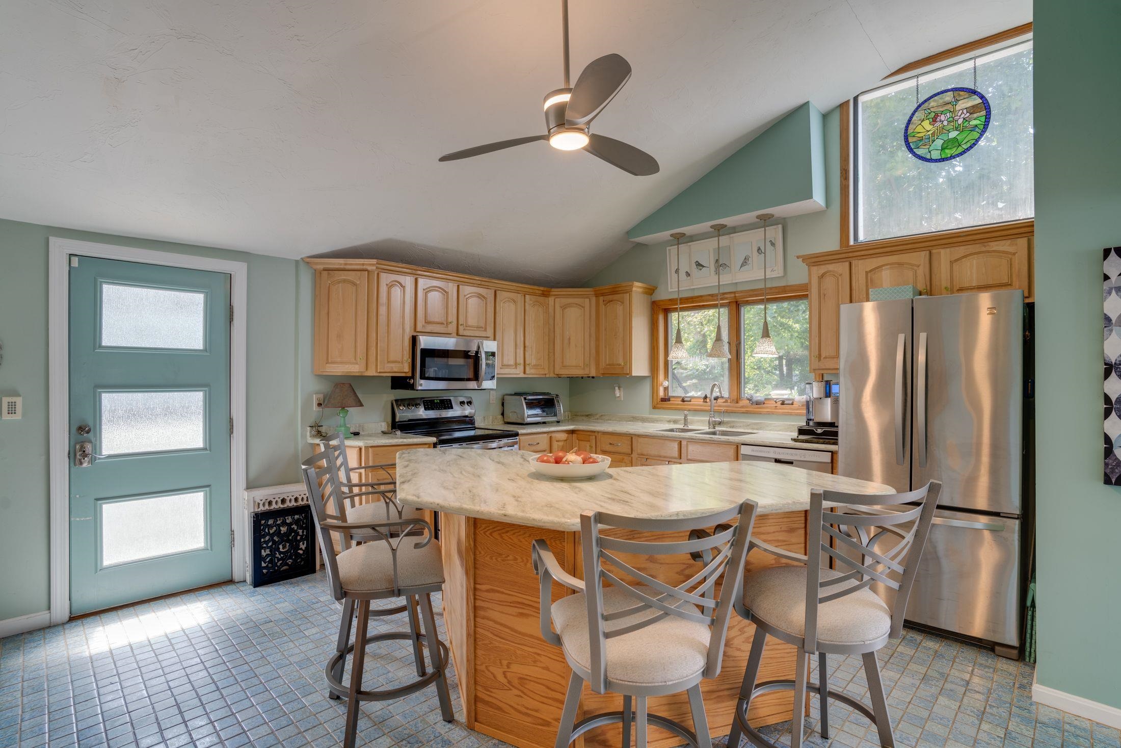 91 Shadow Lake Road Salem, NH 03079 - Photo 12 of 32