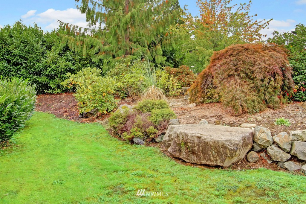 19310 Meridian Place West Bothell, WA 98012 - Photo 18 of 19 Gallery Image 18