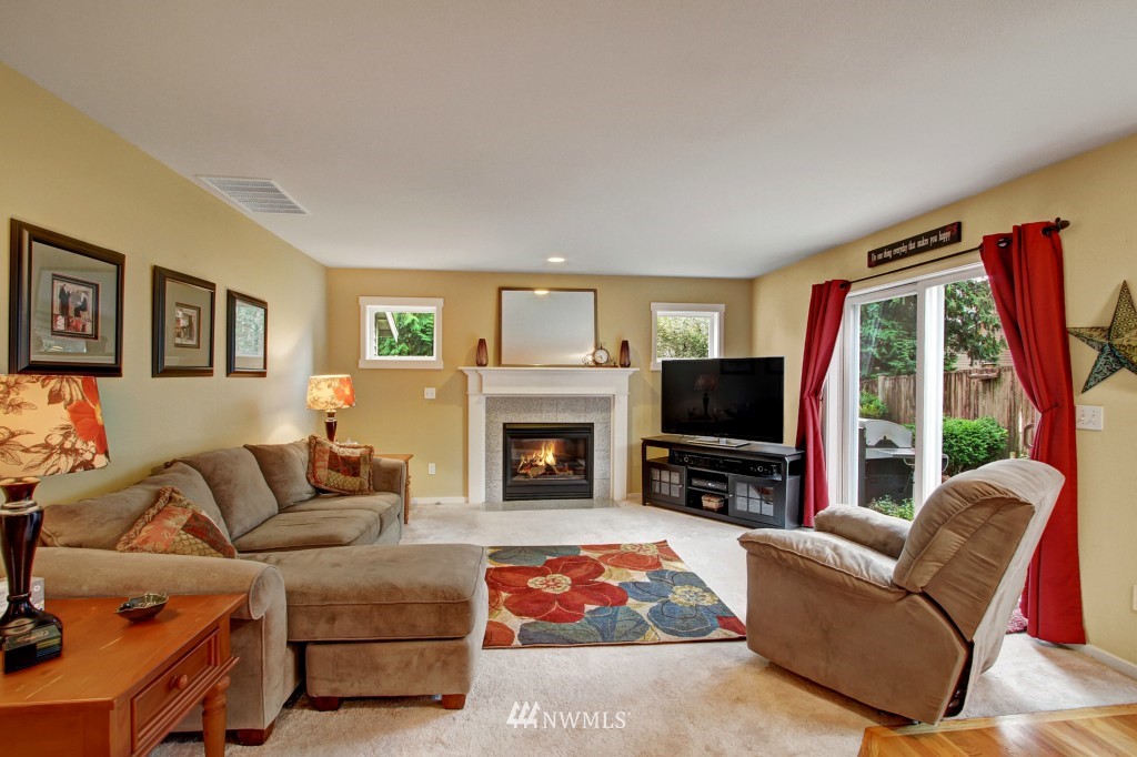 19310 Meridian Place West Bothell, WA 98012 - Photo 6 of 19 Gallery Image 6