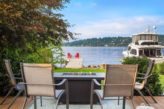 a view of a terrace with outdoor seating