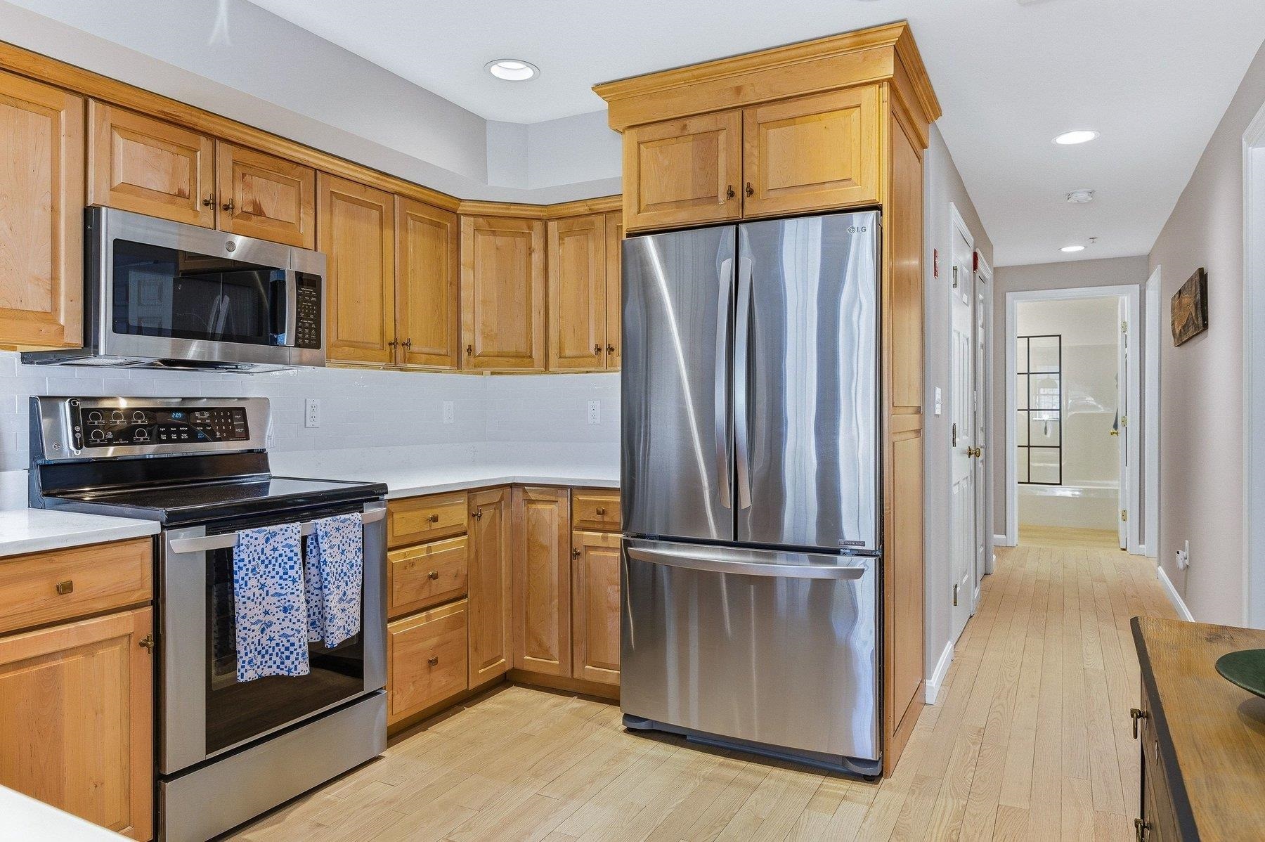 105 Winnacunnet Road, Unit 5 Hampton, NH 03842 - Photo 13 of 26