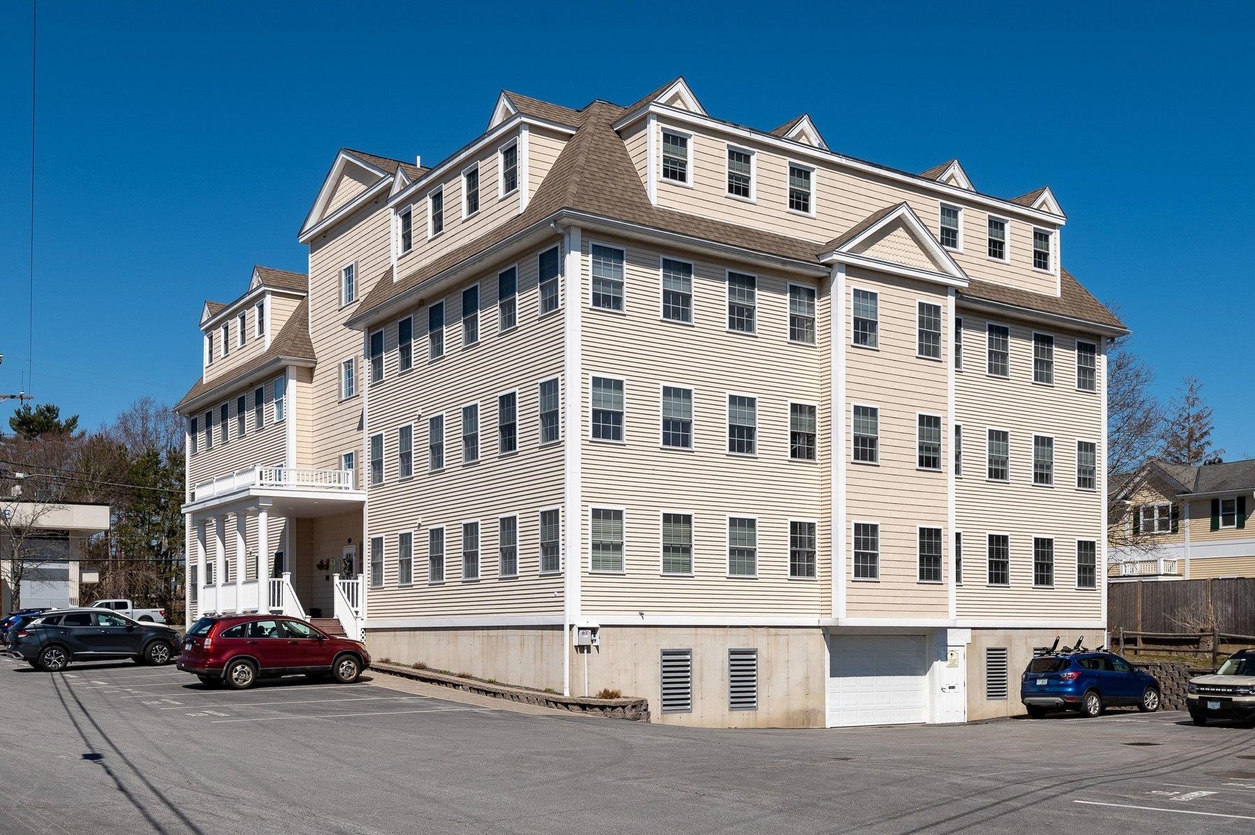 105 Winnacunnet Road, Unit 5 Hampton, NH 03842 - Photo 2 of 26