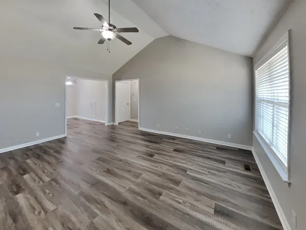 $2,029 | 110 Aretha Court, Murfreesboro, TN 37128