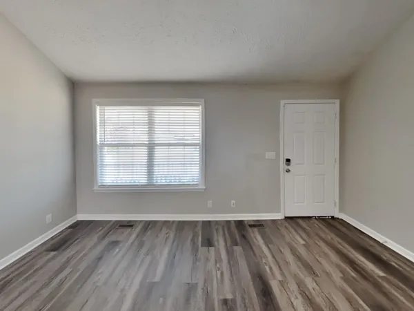 $2,029 | 110 Aretha Court, Murfreesboro, TN 37128