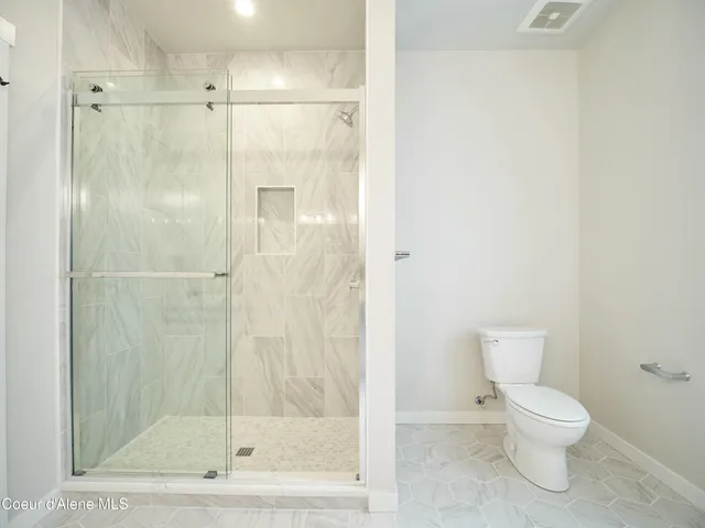 $685,000 | 953 East RR Avenue, Post Falls, ID 83854