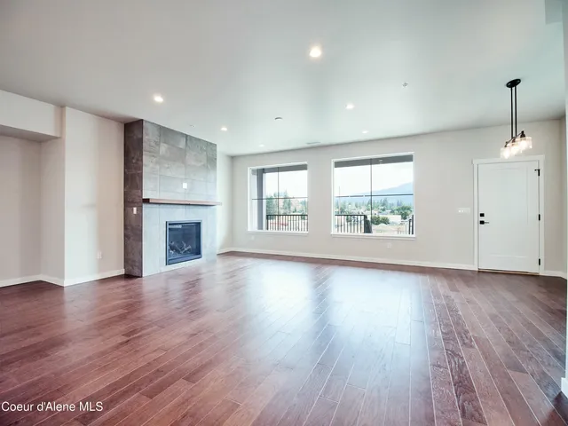 $685,000 | 953 East RR Avenue, Post Falls, ID 83854