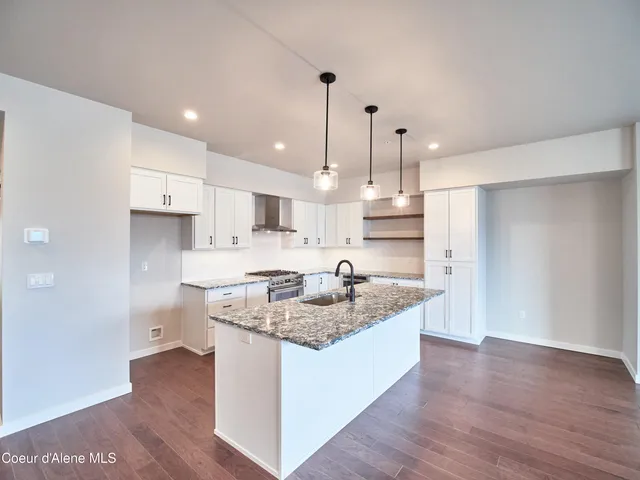 $685,000 | 953 East RR Avenue, Post Falls, ID 83854