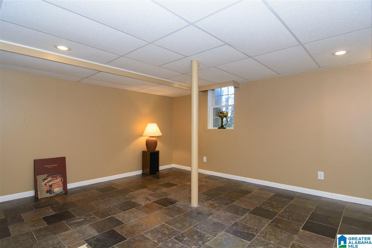 1300 Lloyd Road Sylacauga, AL 35150 - Photo 38 of 50