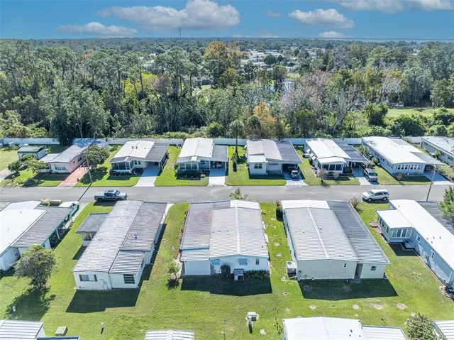 a picture of a city with lots of residential buildings