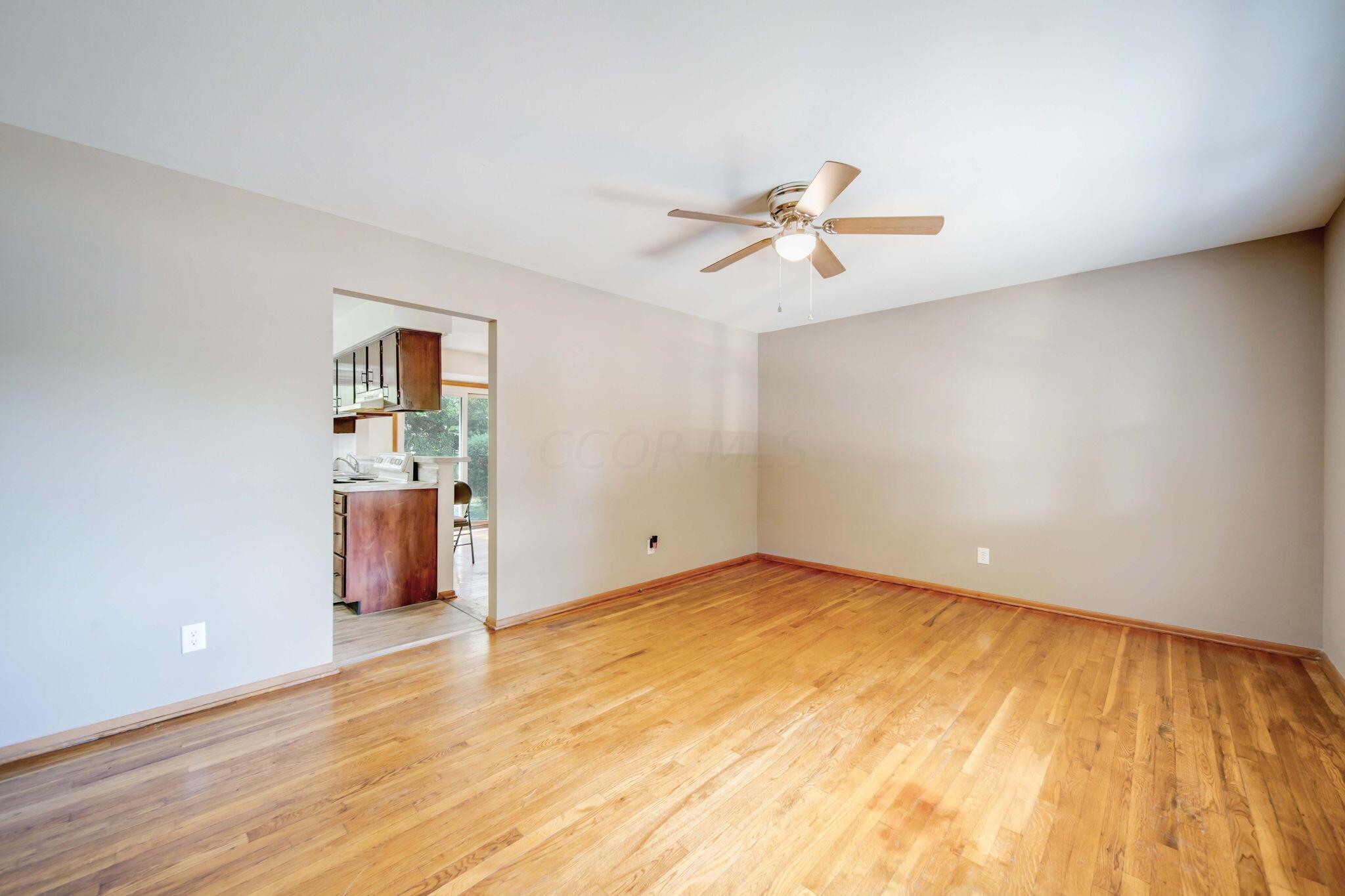 2815 Maywood Road Columbus, OH 43232 - Photo 14 of 45 17-web-or-mls-A7403805_6_7