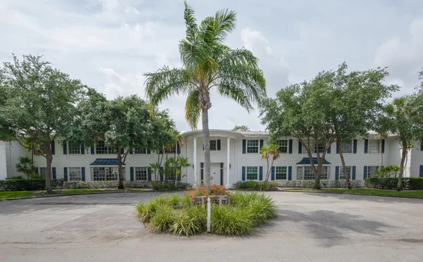 $1,850 | 2260 Northeast 67th Street, Unit 1732, Fort Lauderdale, FL 33308