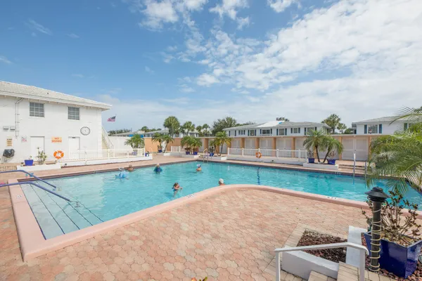 $1,850 | 2260 Northeast 67th Street, Unit 1732, Fort Lauderdale, FL 33308