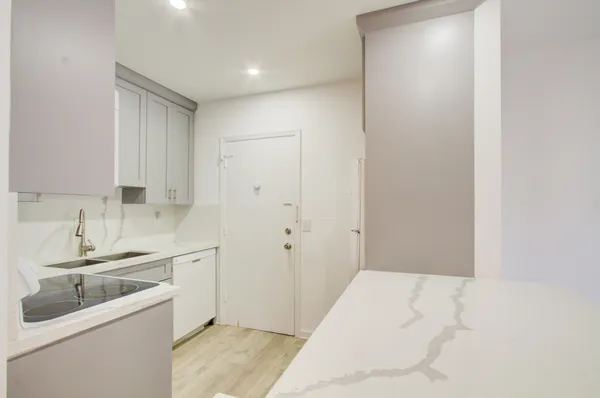 $1,850 | 2260 Northeast 67th Street, Unit 1732, Fort Lauderdale, FL 33308