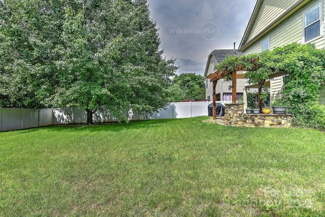 $2,850 | 13835 Cedar Pond Circle, Huntersville, NC 28078